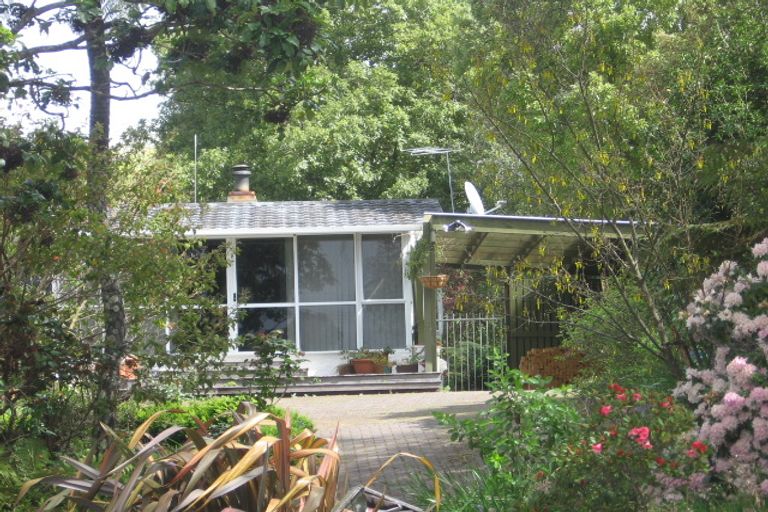 Photo of property in 409 Pukehangi Road, Pomare, Rotorua, 3015