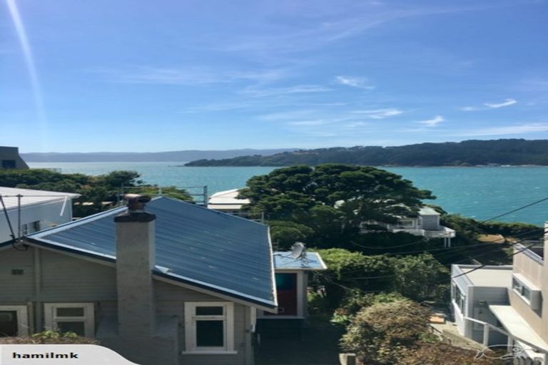 Photo of property in 37 Maida Vale Road, Roseneath, Wellington, 6011
