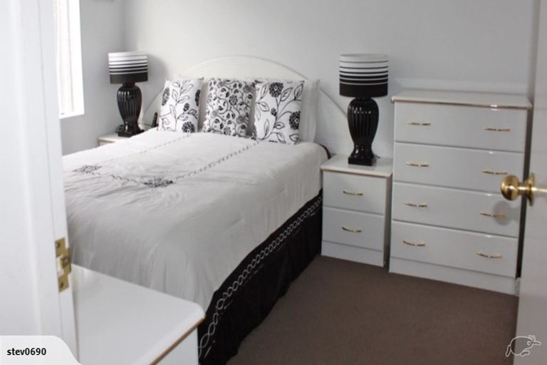 Photo of property in 46 Hollyford Avenue, Bryndwr, Christchurch, 8053