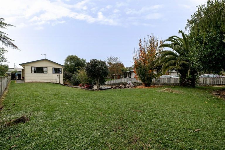 Photo of property in 38 Tararua Street, Pahiatua, 4910