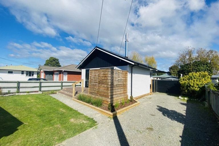 Photo of property in 43 Oxford Street, Lansdowne, Masterton, 5810