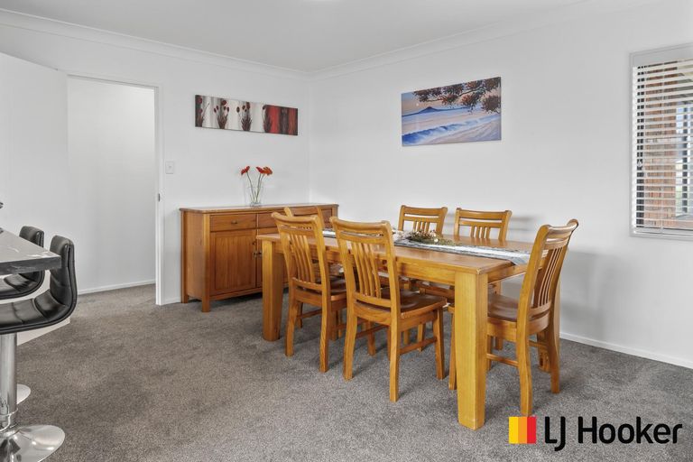 Photo of property in 13c Nelson Street, Papakura, 2110