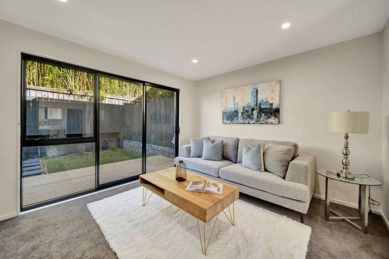 Photo of property in 24 Baumea Rise, Massey, Auckland, 0614