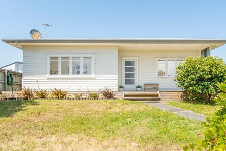 Photo of property in 1/766 Papamoa Beach Road, Papamoa Beach, Papamoa, 3118