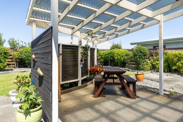 Photo of property in 27 Donegal Crescent, Tamatea, Napier, 4112