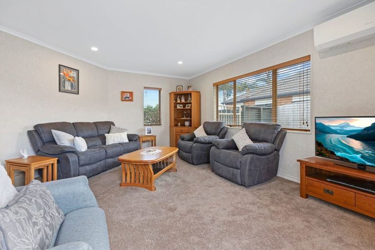 Photo of property in 72a Beachwater Drive, Papamoa Beach, Papamoa, 3118