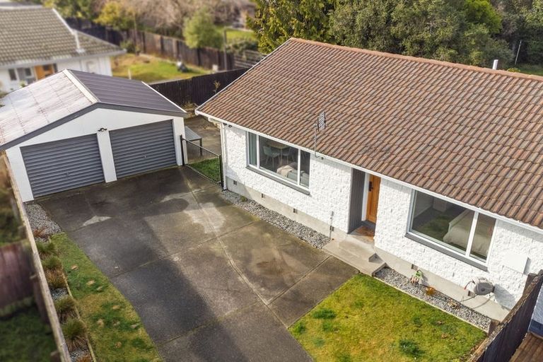 Photo of property in 28 Ingrid Street, Parklands, Christchurch, 8083