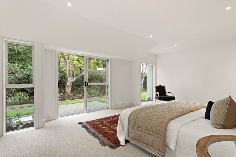 Photo of property in 17 Allister Avenue, Merivale, Christchurch, 8014