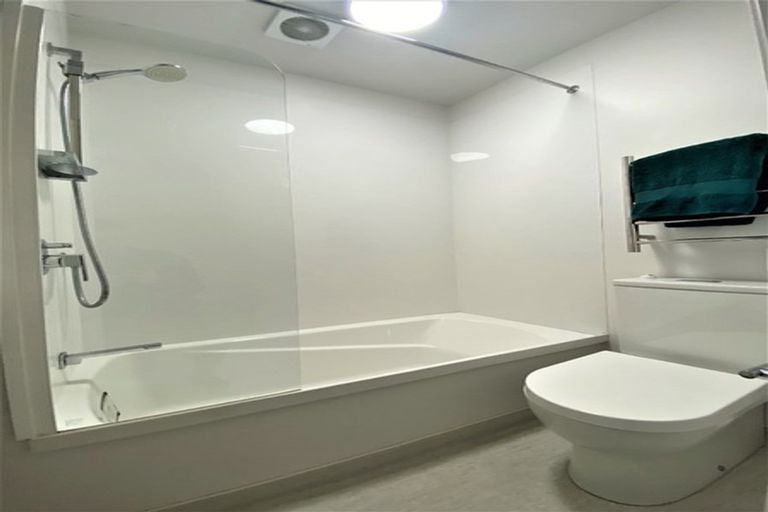 Photo of property in Vedado Apartments, 208/41u Hopper Street, Mount Cook, Wellington, 6011