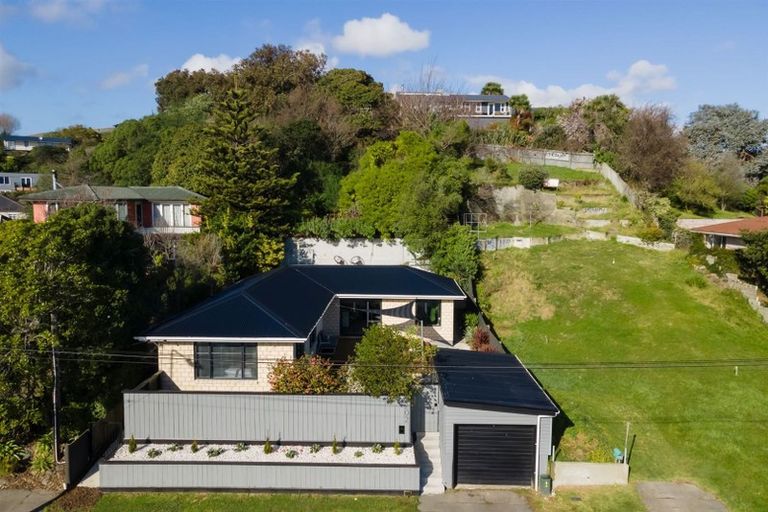 Photo of property in 202 Centaurus Road, Saint Martins, Christchurch, 8022