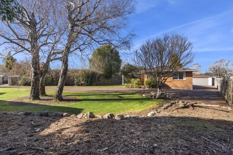 Photo of property in 42 Fovant Street, Russley, Christchurch, 8042