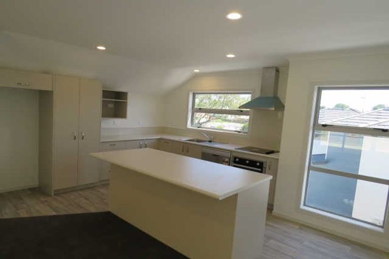Photo of property in 50u4 Banbury Crescent, Fairfield, Hamilton, 3214