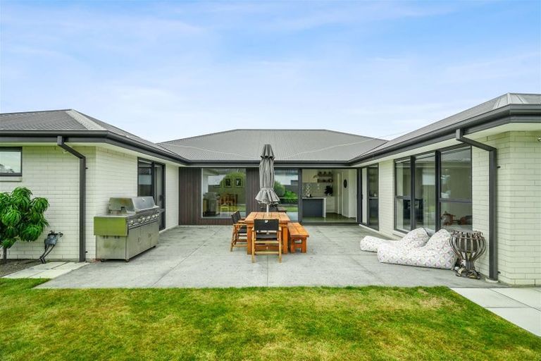 Photo of property in 24 Longcot Drive, Rolleston, 7615