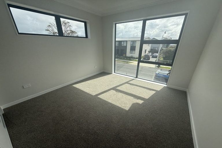 Photo of property in 2a Mayflower Close, Mangere East, Auckland, 2024