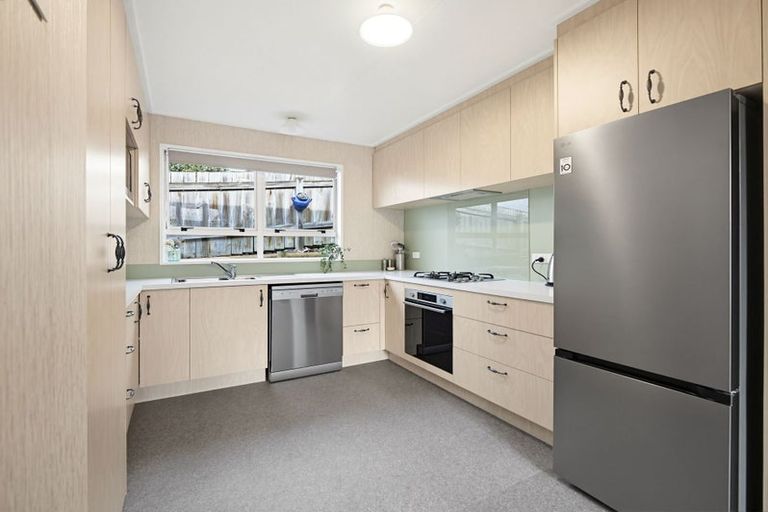Photo of property in 30 Wharfe Street, South Hill, Oamaru, 9400