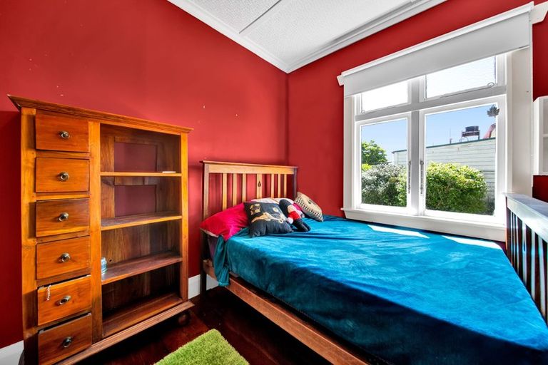 Photo of property in 429 Broadway, Stratford, 4332