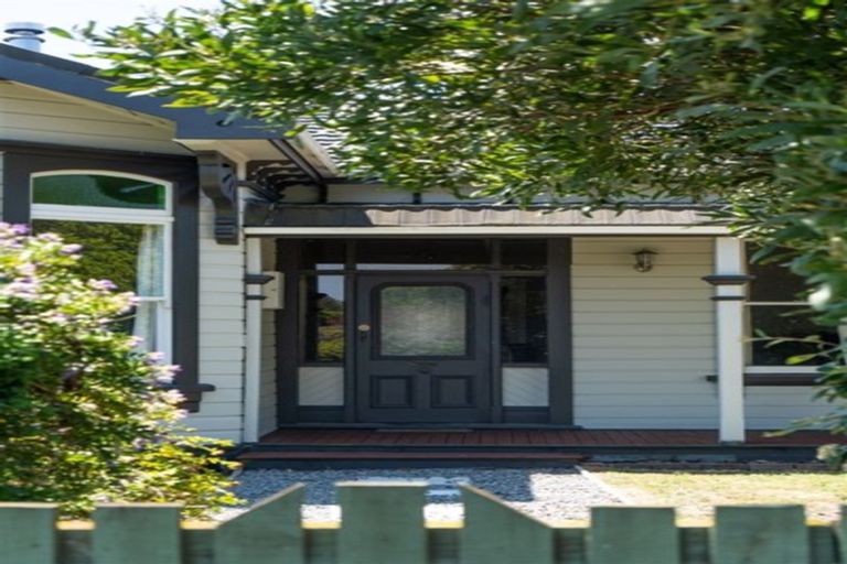 Photo of property in 68 Lincoln Road, Masterton, 5810