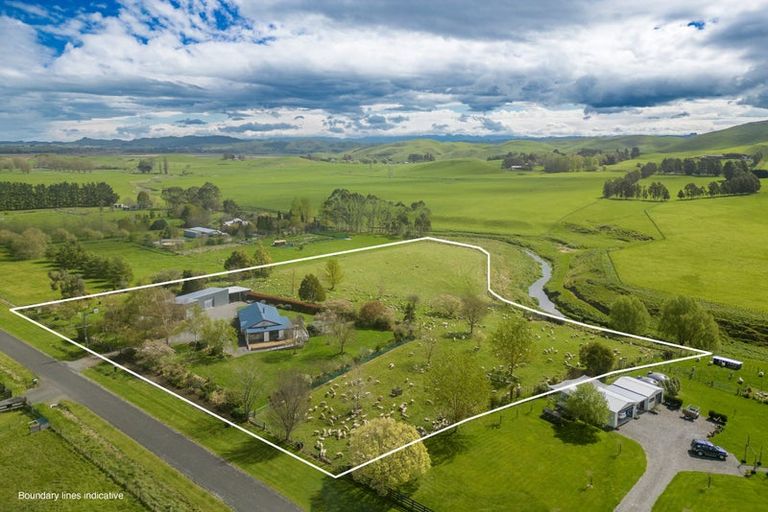 Photo of property in 425 Te Kura Road, Otane, 4277