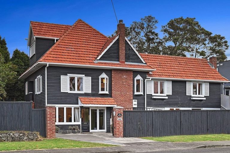 Photo of property in 38a/1 Norwood Road, Bayswater, Auckland, 0622
