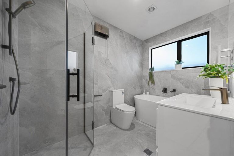 Photo of property in 5 Paihere Street, Huapai, 0810
