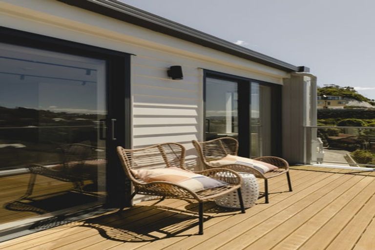 Photo of property in 6/69 Tiketike Way, Brooklyn, Wellington, 6021