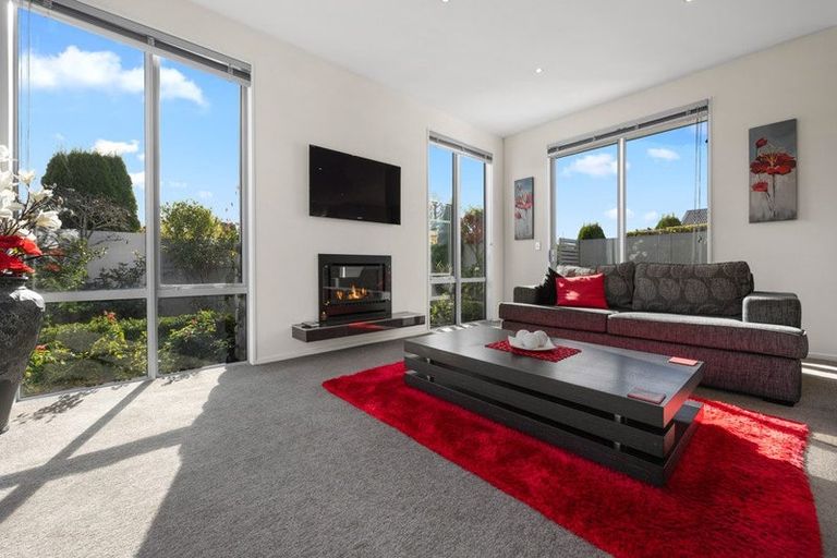 Photo of property in 35 Brookwater Avenue, Northwood, Christchurch, 8051