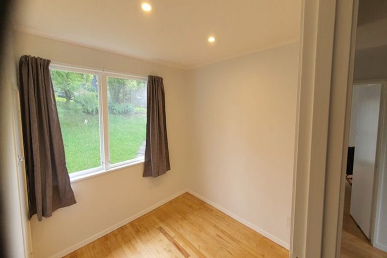 Photo of property in 5 Mcphail Street, Birkdale, Auckland, 0626