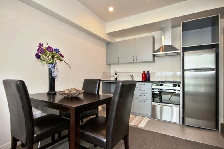 Photo of property in Royal Court Apartments, 1193unit Hinemoa Street, Rotorua, 3010