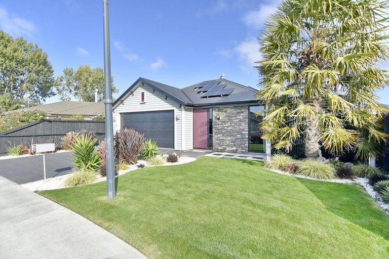 Photo of property in 5 Peak Crescent, Kaiapoi, 7630