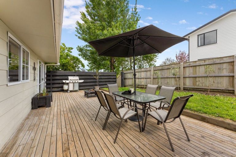 Photo of property in 37 Fraser Drive, Feilding, 4702