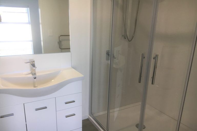 Photo of property in 2u2 Hilton Road, Saint Andrews, Hamilton, 3200