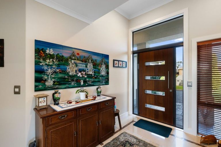 Photo of property in 6 Okarito Avenue, Levin, 5510