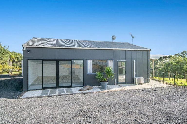 Photo of property in 236 Wishart Road, Helensville, 0875