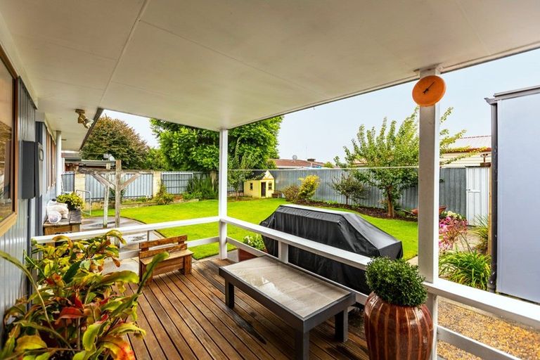 Photo of property in 90 Freyberg Avenue, Tamatea, Napier, 4112