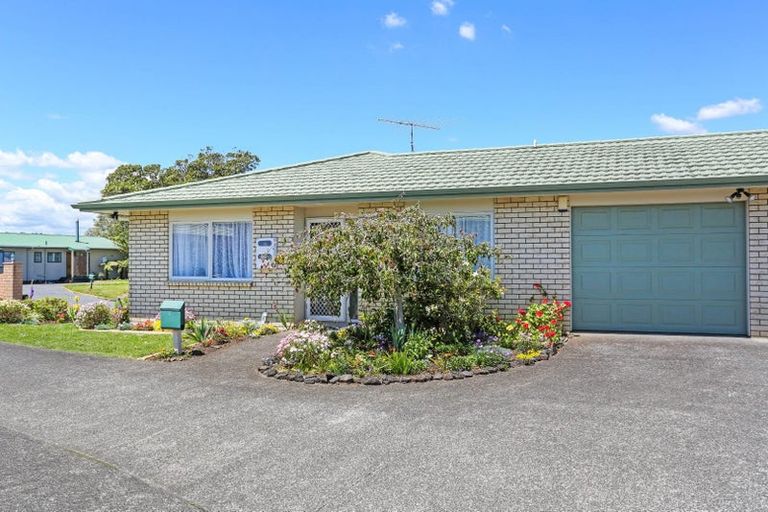 Photo of property in 8unit Village Place, Tuakau, 2121