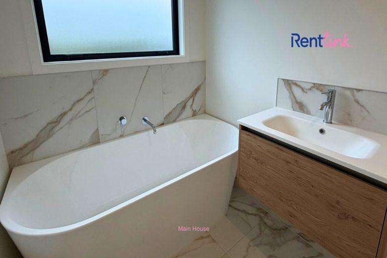Photo of property in 85a Awataha Crescent, Pyes Pa, Tauranga, 3110