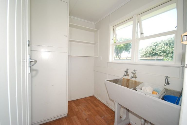 Photo of property in 21 Mcburney Place, Mangere East, Auckland, 2024