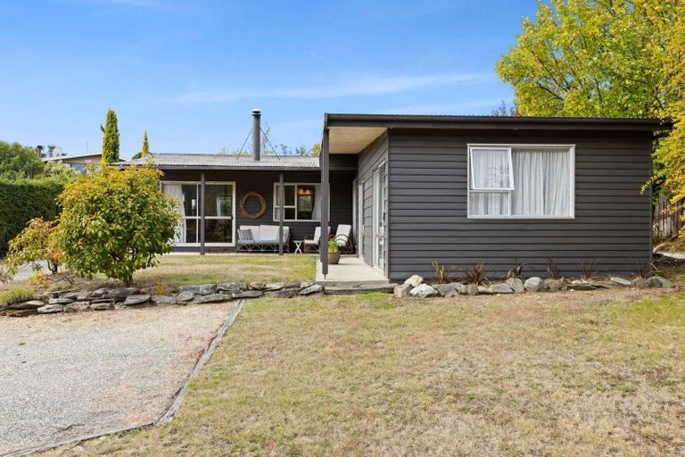 Photo of property in 44 Hunter Crescent, Wanaka, 9305