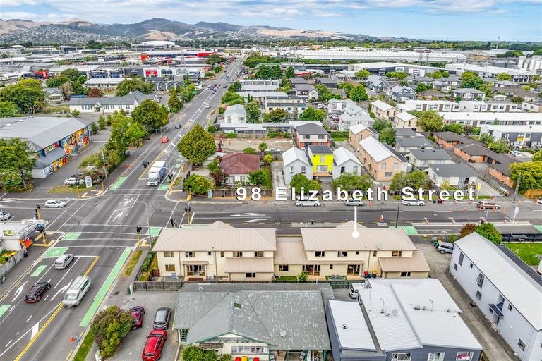 Photo of property in 98 Elizabeth Street, Riccarton, Christchurch, 8041