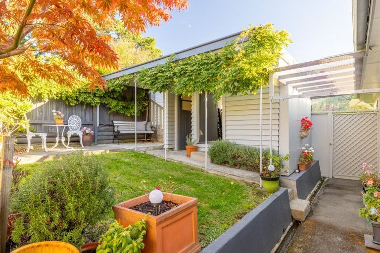 Photo of property in 72 Marine Drive, Diamond Harbour,  8971