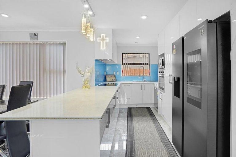 Photo of property in 109a Gray Avenue, Mangere East, Auckland, 2024