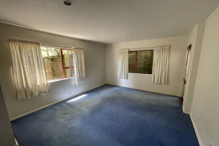 Photo of property in 45 Tenbless Court, Unsworth Heights, Auckland, 0632
