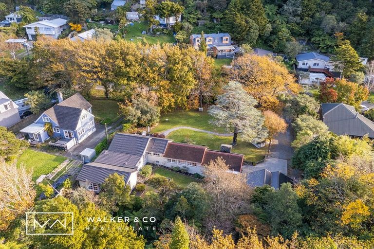 Photo of property in 23/25 Elmslie Road, Pinehaven, Upper Hutt, 5371
