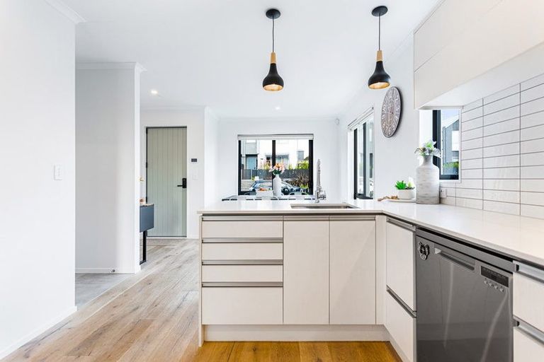 Photo of property in 9 Tarakoi Road, Hobsonville, Auckland, 0616