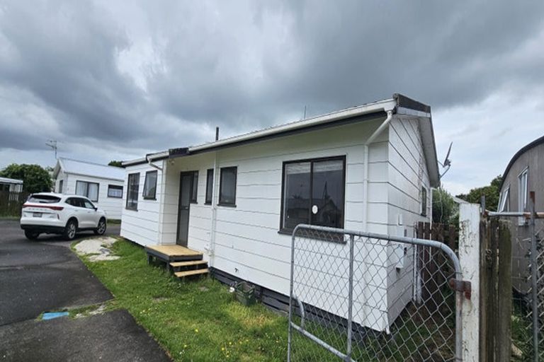Photo of property in 3/38 Station Road, Takanini, 2112