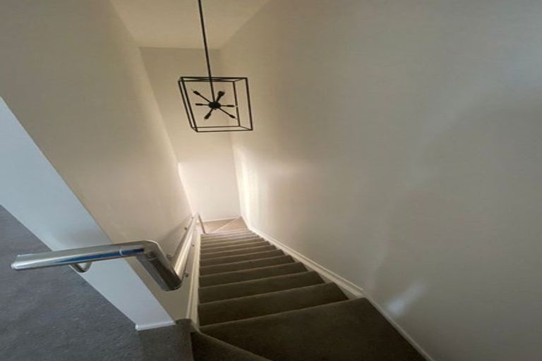 Photo of property in 30a Goodfellow Lane, Flat Bush, Auckland, 2019