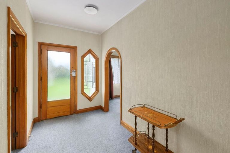 Photo of property in 116 Bartholomew Road, Levin, 5510