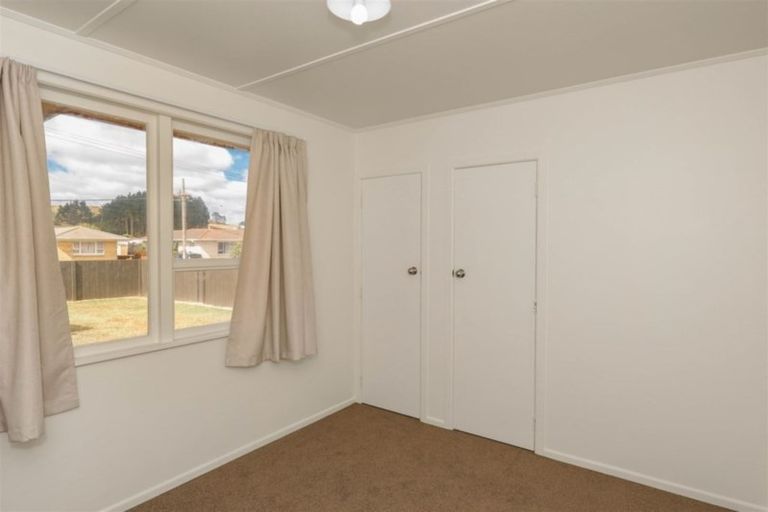 Photo of property in 16 Porritt Avenue, Huntly, 3700