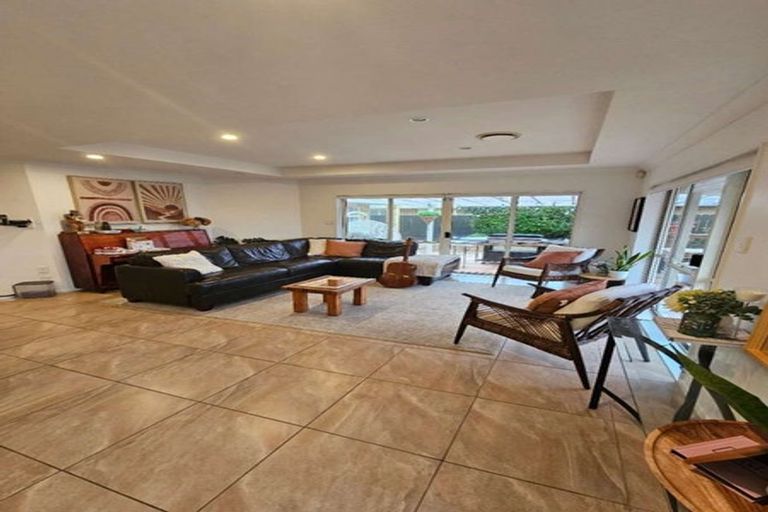 Photo of property in 15 Keppoch Court, Dannemora, Auckland, 2016