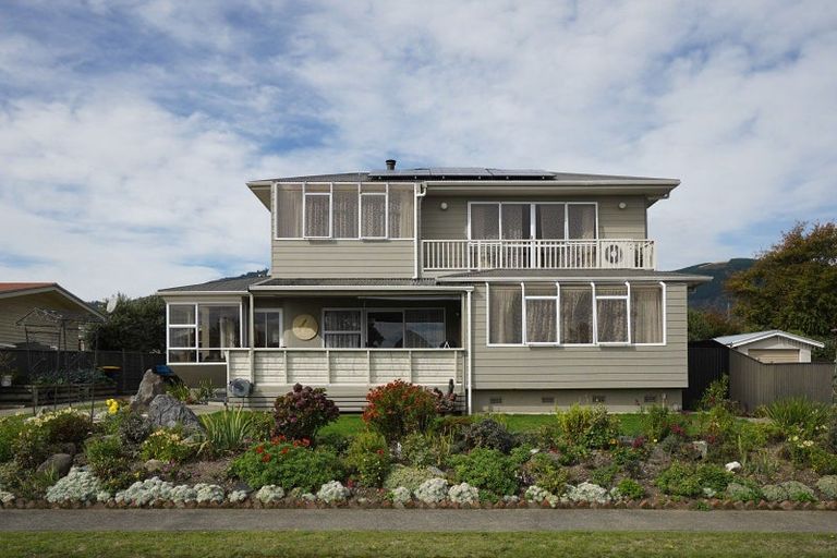 Photo of property in 33 Kipling Crescent, Stoke, Nelson, 7011